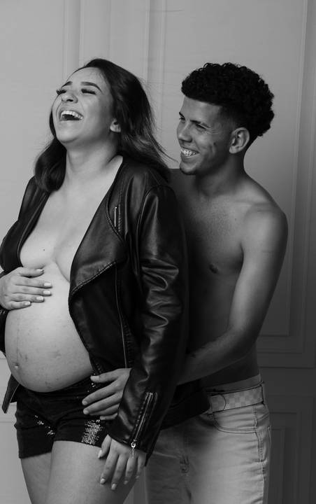 Ensaio fotográfico de gestante, Gravidiva, tentante, gravidez, ensaio sensual, gestante sensual, Estúdio fotográfico especializado em gestante, Ensaio fotográfico de gestante, book de gestante, Ensaio Gestante, Daniel Moura
'