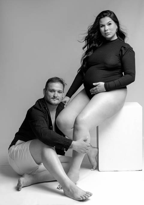 Ensaio fotográfico de gestante, Gravidiva, tentante, gravidez, ensaio sensual, gestante sensual, Estúdio fotográfico especializado em gestante, Ensaio fotográfico de gestante, book de gestante, Ensaio Gestante, Daniel Moura
'