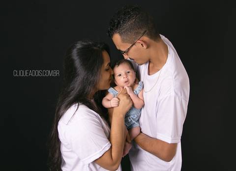 ensaio fotográensaio fotografico familia, fotografia gestante, fotos gestante e passado algumas semanas, já estamos fazendo um lindo ensaio fotográfico Newborn, do bebê com seus 12 dias de vidafico família, fotos gestante'
