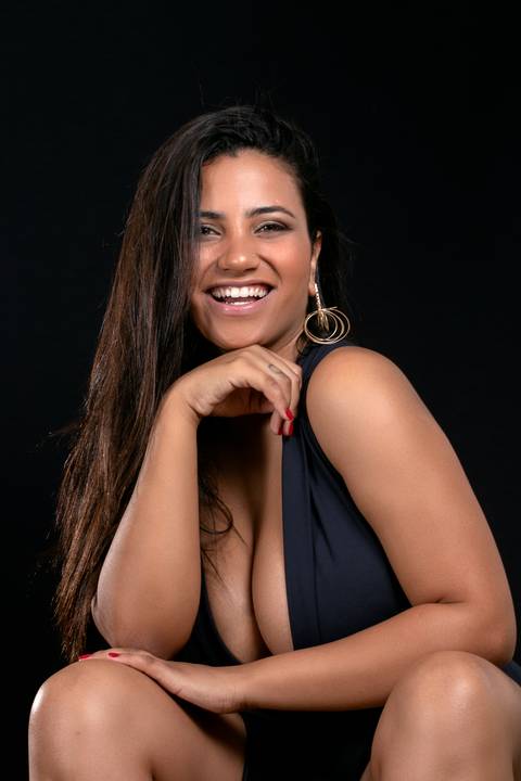 Book Modelo, Book Feminino, estúdio fotográfico, estúdio para book feminino, Books Fotográficos em estúdio, fotografia book feminino, book mulher, trintei, Book de aniversário
'