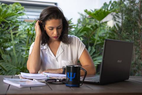 Ensaio Retrato Corporativo Profissional | Tenha Uma Imagem á Altura do Seu Sucesso - Ensaio fotográfico Corporativo, Advogada , Psicóloga'