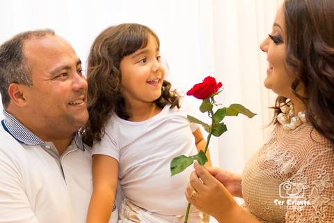 Foto família no ensaio gestante'