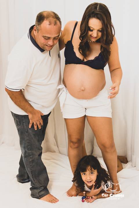 Foto do papai e mamãe durante o ensaio'