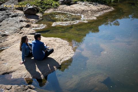 luana e tales poços de caldas-ensaio fotográfico-cascata das antas - casal nas pedras - varias piscinas formadas pela água'