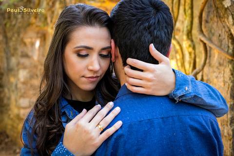 luana e tales poços de caldas-ensaio fotográfico-cascata das antas - casal em meio a ruínas - cenário maravilhoso'