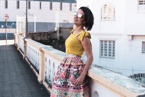 Ensaio fotografico mulher no centro de vitoria'