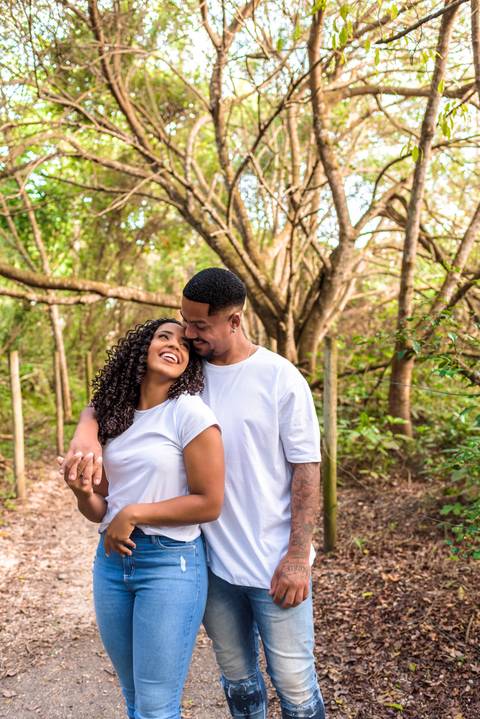 Pre Wedding em área verde'