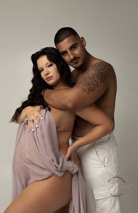 foto pré mamã sensual com marido'