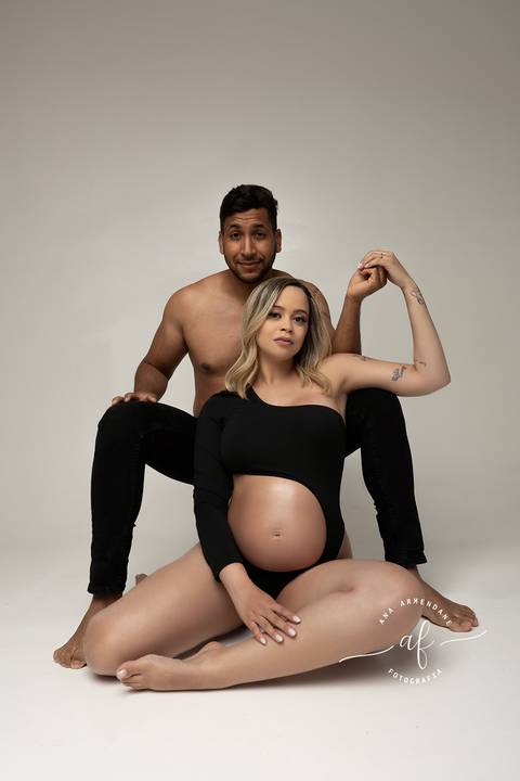 foto pré mamã sensual com marido'