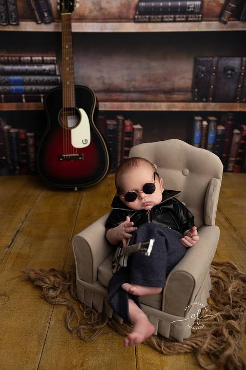 foto recem nascido roqueiro'