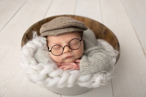 foto bebe de oculos'