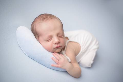 Ensaio de recém nascido, newborn, 12 dias, manta azul bebe'