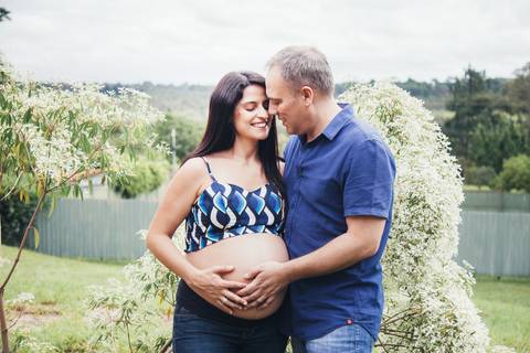 Carinho no ensaio lifestyle, ensaio em casa, gestante Brasilia'