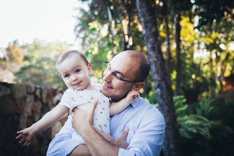 Bebe e vovô em ensaio externo família, Peninsula dos Mnistros Brasilia'