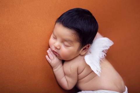 Newborn de anjinho, ensaio newborm em Brasilia, Gabi Aine'