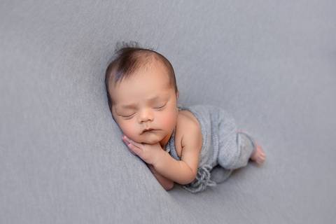 Bebe lateral, newbirn, 10 dias, Ensaio Newbirn Brasilia DF Gabi Aine '