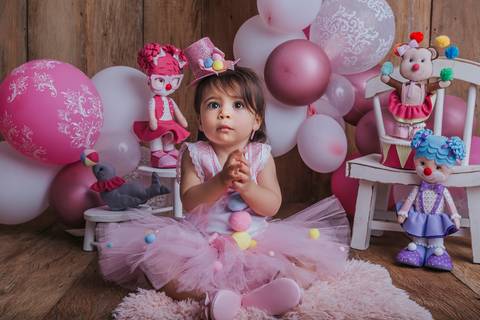 parabens no ensaio de 12 meses do acompanhamento primeiro ano bebê Circo '