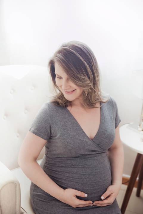 vem Manu, espera de uma vida, ensaio gestante em Brasilia, em casa, lifestyle DF'