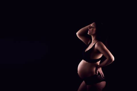 luz que emoldura o maior amor da vida, ensaio minimalista Brasilia DF'