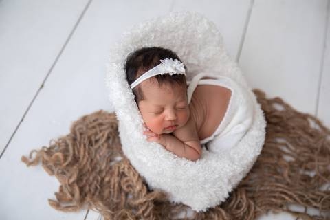 Newbirn Brasilia, Ensaio recém-nascido menina, produção Branca'