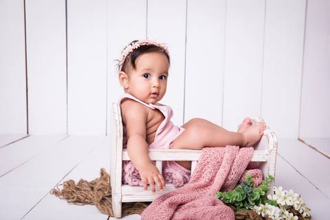 Delizadeza de ensaio de 6 meses Rosa em àguas Claras Menina '