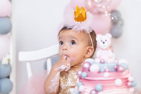 fura bolo, smash the cake, rosa, Brasilia DF, Gabi Aine'