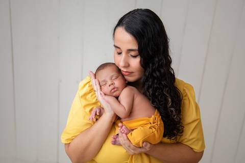 Amor de mãe, ensaio newborn recém nascido'
