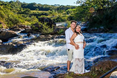 Pré-wedding- Campo-Belo-Priscila-e-Lucas (1)'