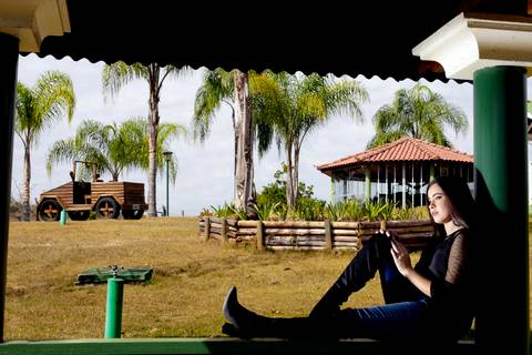 Geovana-sessão-externa- Campo-Belo (4)'