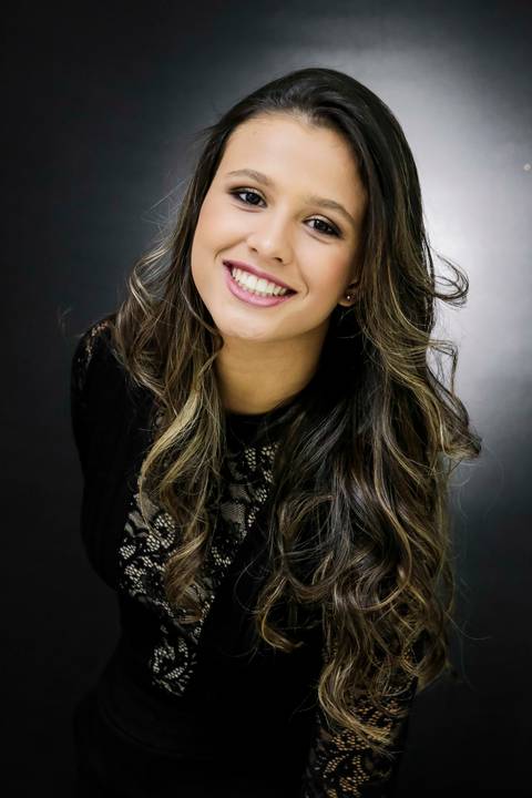 Lívia-Fotos-externas-Campo-Belo (7)'