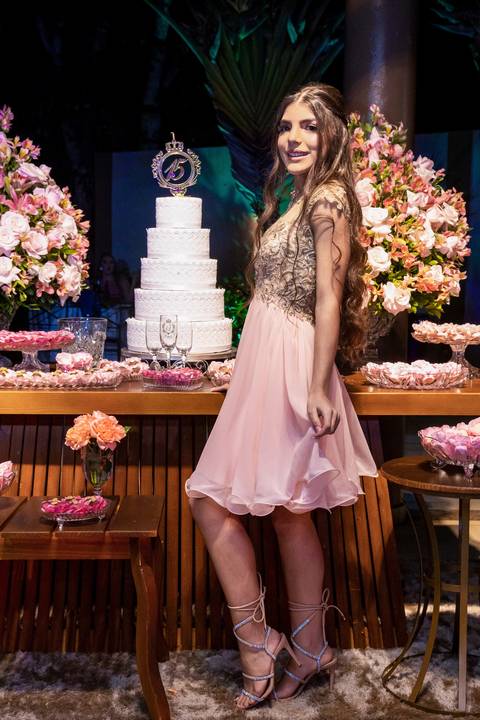 Ensaio-Fotográfico-de-15-anos-Campo-Belo- '