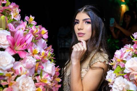 Ensaio-Fotográfico-de-15-anos-Campo-Belo- '