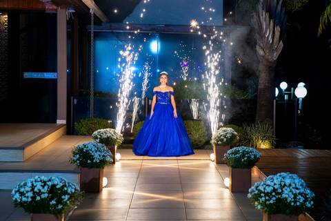 Ensaio-Fotográfico-de-15-anos-Campo-Belo- '