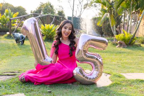 Ensaio-Fotográfico-de-15-anos-Campo-Belo- '