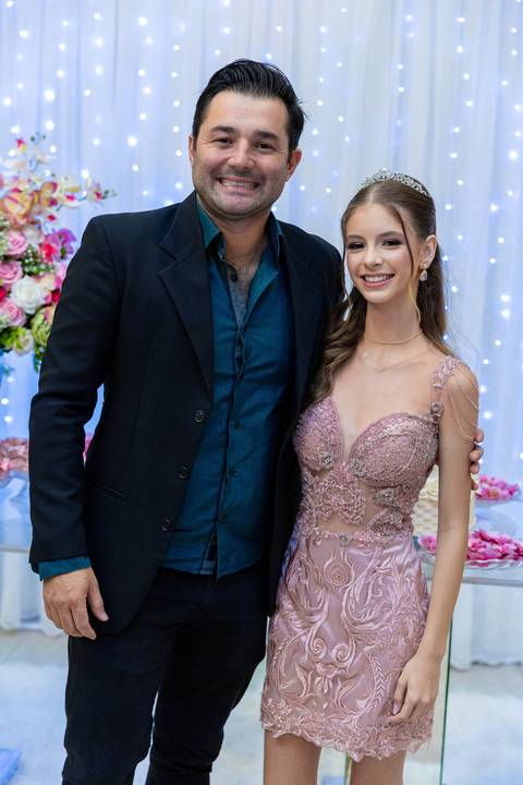 Ensaio-Fotográfico-de-15-anos-Campo-Belo'