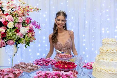 Ensaio-Fotográfico-de-15-anos-Campo-Belo'