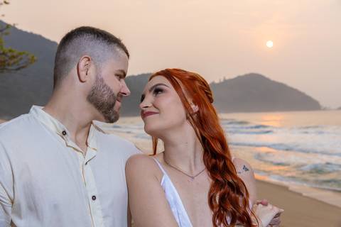 Website de Adelson Dias, fotógrafo especializado em fotografia diferenciada de casamento, ensaios de casal, ensaios pré-wedding, ensaios pós-casamento com álbum de casamente na região de Campo Belo – MG.

'