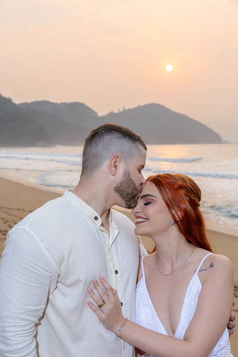 Website de Adelson Dias, fotógrafo especializado em fotografia diferenciada de casamento, ensaios de casal, ensaios pré-wedding, ensaios pós-casamento com álbum de casamente na região de Campo Belo – MG.

'