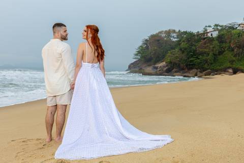 Website de Adelson Dias, fotógrafo especializado em fotografia diferenciada de casamento, ensaios de casal, ensaios pré-wedding, ensaios pós-casamento com álbum de casamente na região de Campo Belo – MG.

'