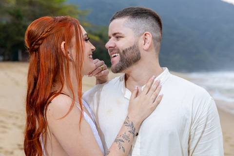 Website de Adelson Dias, fotógrafo especializado em fotografia diferenciada de casamento, ensaios de casal, ensaios pré-wedding, ensaios pós-casamento com álbum de casamente na região de Campo Belo – MG.

'