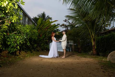 Website de Adelson Dias, fotógrafo especializado em fotografia diferenciada de casamento, ensaios de casal, ensaios pré-wedding, ensaios pós-casamento com álbum de casamente na região de Campo Belo – MG.

'