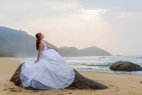 Website de Adelson Dias, fotógrafo especializado em fotografia diferenciada de casamento, ensaios de casal, ensaios pré-wedding, ensaios pós-casamento com álbum de casamente na região de Campo Belo – MG.

'