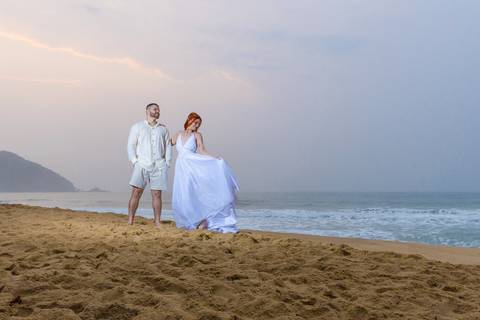 Website de Adelson Dias, fotógrafo especializado em fotografia diferenciada de casamento, ensaios de casal, ensaios pré-wedding, ensaios pós-casamento com álbum de casamente na região de Campo Belo – MG.

'