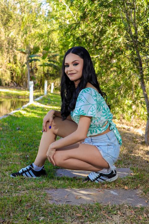 Website de Adelson Dias, fotógrafo especializado em fotografia de 15 anos, ensaios externos e em estúdio de debutantes, com álbum (book) de 15 anos na região de Campo Belo – MG.'