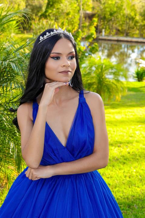 Website de Adelson Dias, fotógrafo especializado em fotografia de 15 anos, ensaios externos e em estúdio de debutantes, com álbum (book) de 15 anos na região de Campo Belo – MG.'