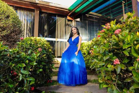 Website de Adelson Dias, fotógrafo especializado em fotografia de 15 anos, ensaios externos e em estúdio de debutantes, com álbum (book) de 15 anos na região de Campo Belo – MG.'