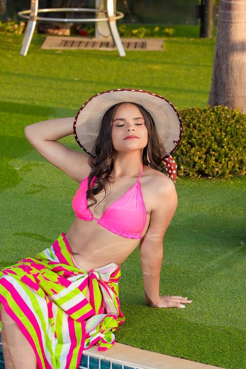 Website de Adelson Dias, fotógrafo especializado em fotografia de 15 anos, ensaios externos e em estúdio de debutantes, com álbum (book) de 15 anos na região de Campo Belo – MG.'