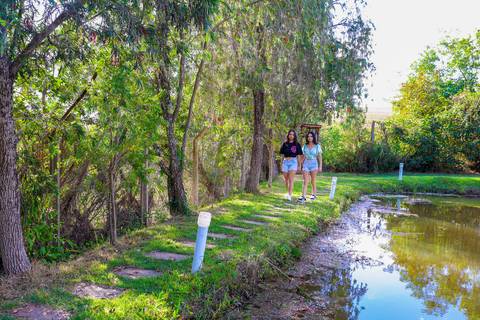 Website de Adelson Dias, fotógrafo especializado em fotografia de 15 anos, ensaios externos e em estúdio de debutantes, com álbum (book) de 15 anos na região de Campo Belo – MG.'