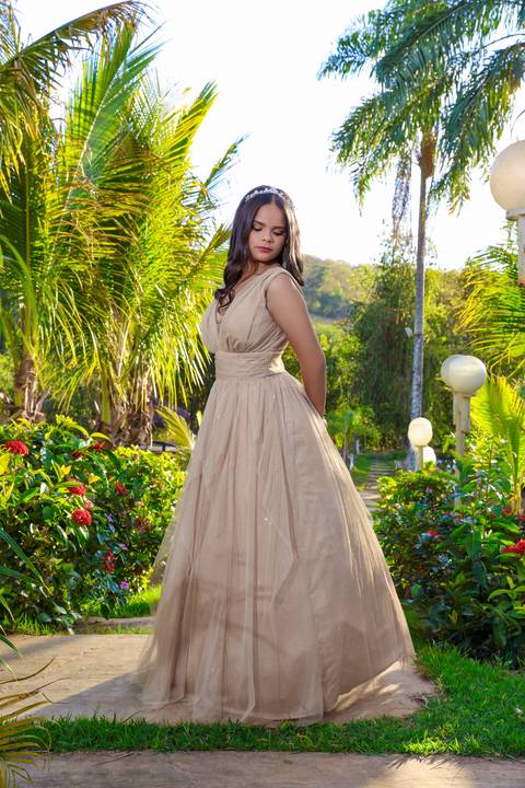 Website de Adelson Dias, fotógrafo especializado em fotografia de 15 anos, ensaios externos e em estúdio de debutantes, com álbum (book) de 15 anos na região de Campo Belo – MG.'