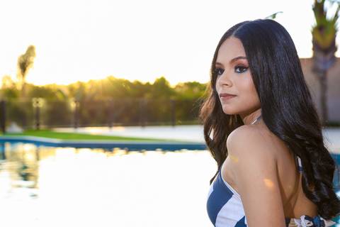 Website de Adelson Dias, fotógrafo especializado em fotografia de 15 anos, ensaios externos e em estúdio de debutantes, com álbum (book) de 15 anos na região de Campo Belo – MG.'